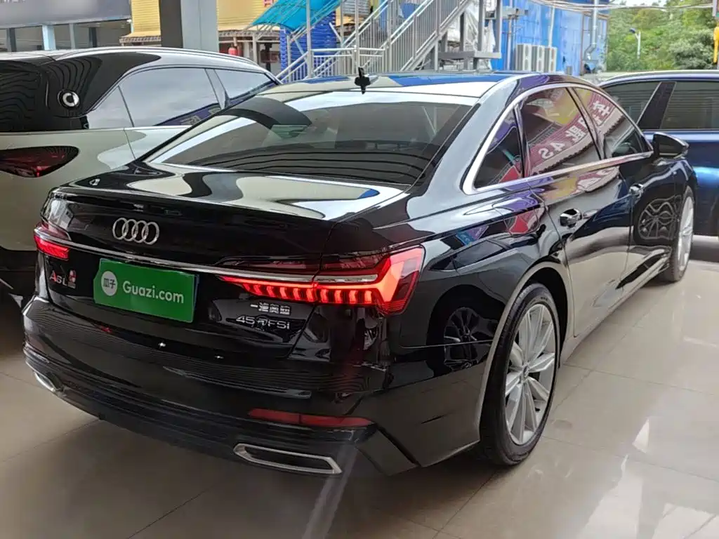Audi A6L 2020