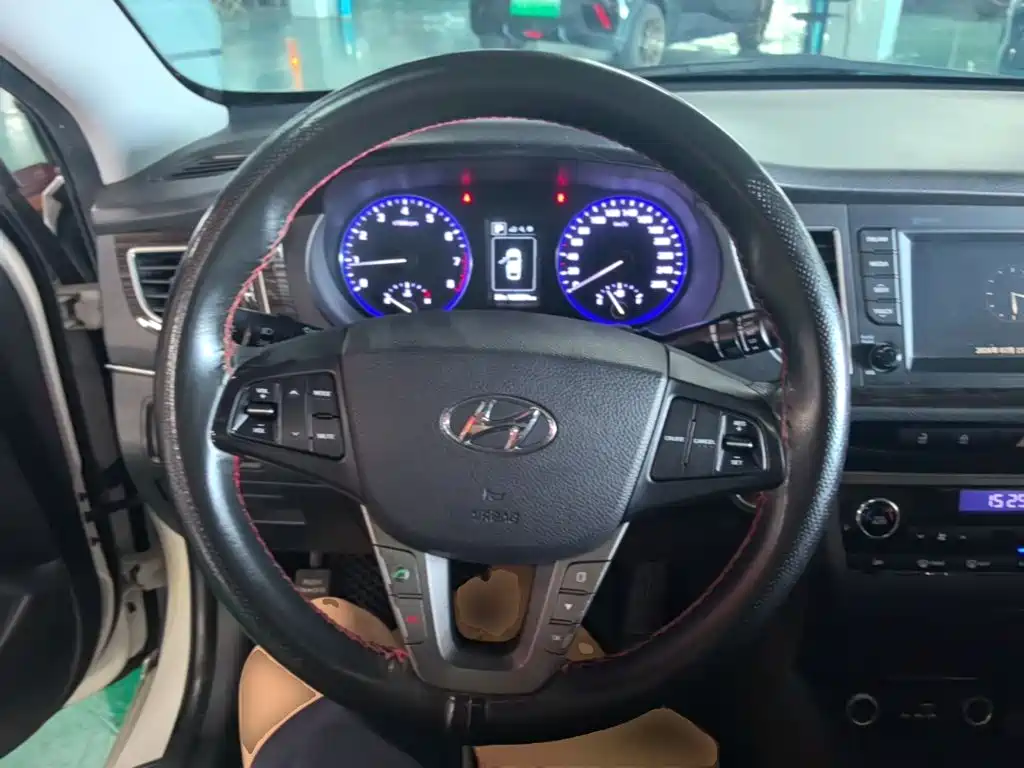 Hyundai Mistra 2016 — фото 11