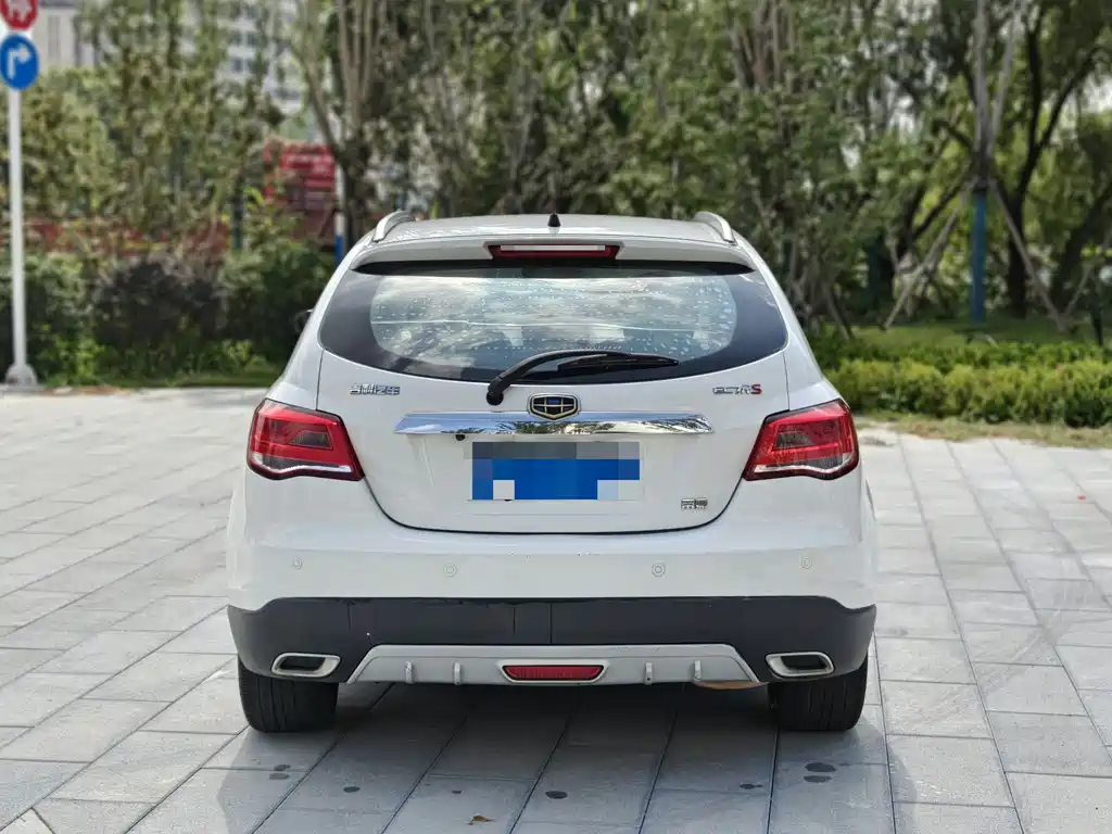 Geely Emgrand 2016
