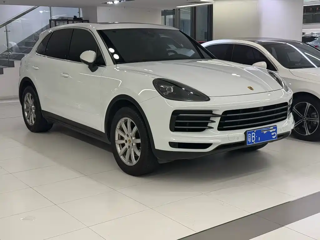 Porsche Cayenne 2020 — фото 3