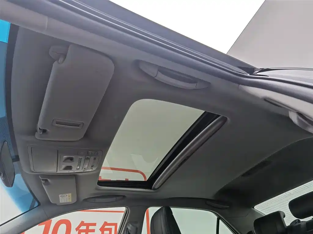 Toyota Crown 2018 — фото 14
