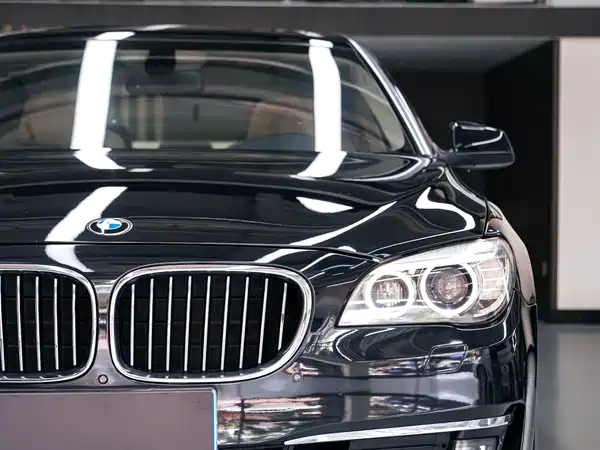 BMW 7 Series 2011