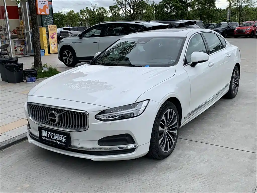 Volvo S90 2024