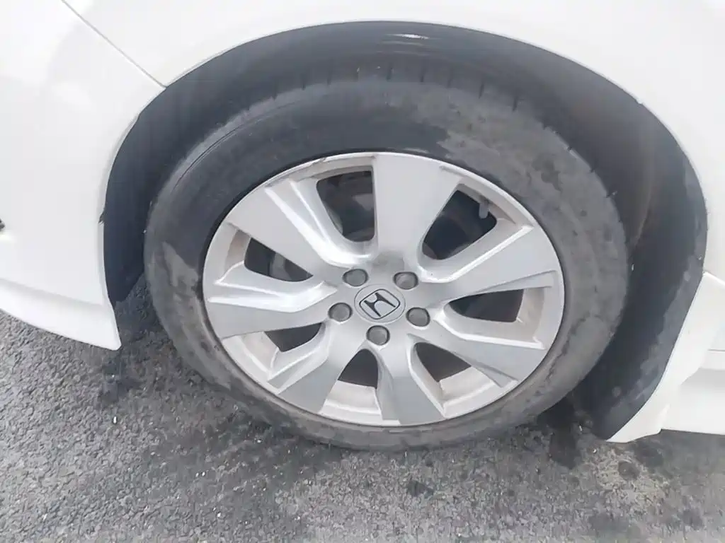 Honda Jade 2015 — фото 23
