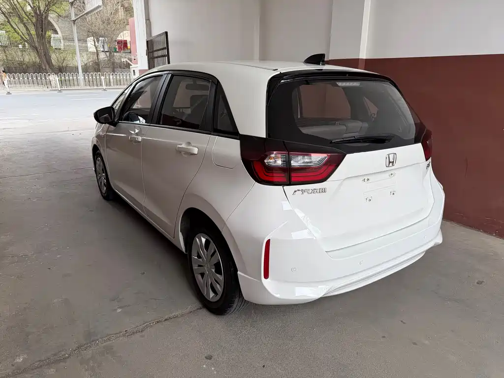 Honda Fit 2023 — фото 4