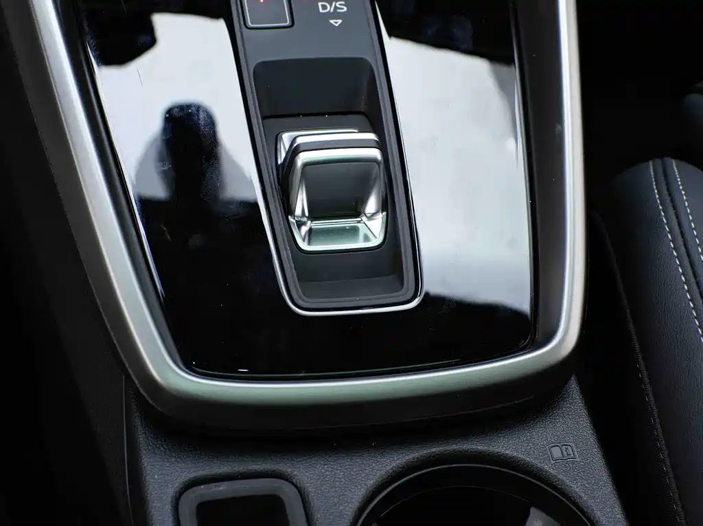 Audi A3 2023 — фото 9