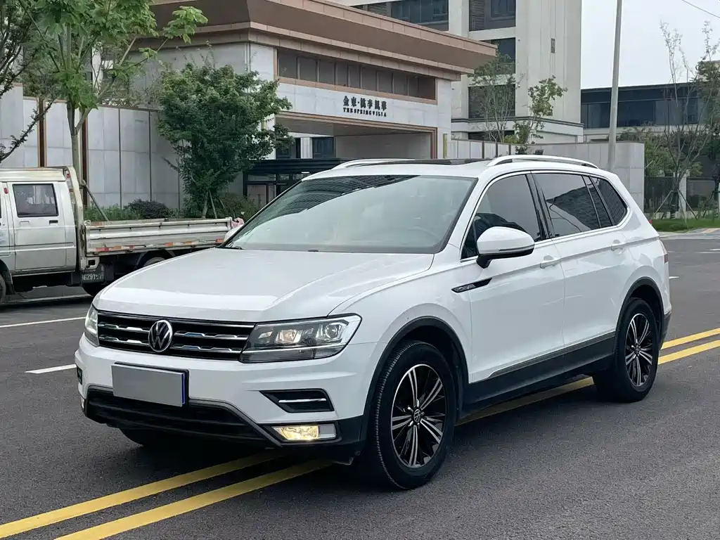 Volkswagen Tiguan L 2021
