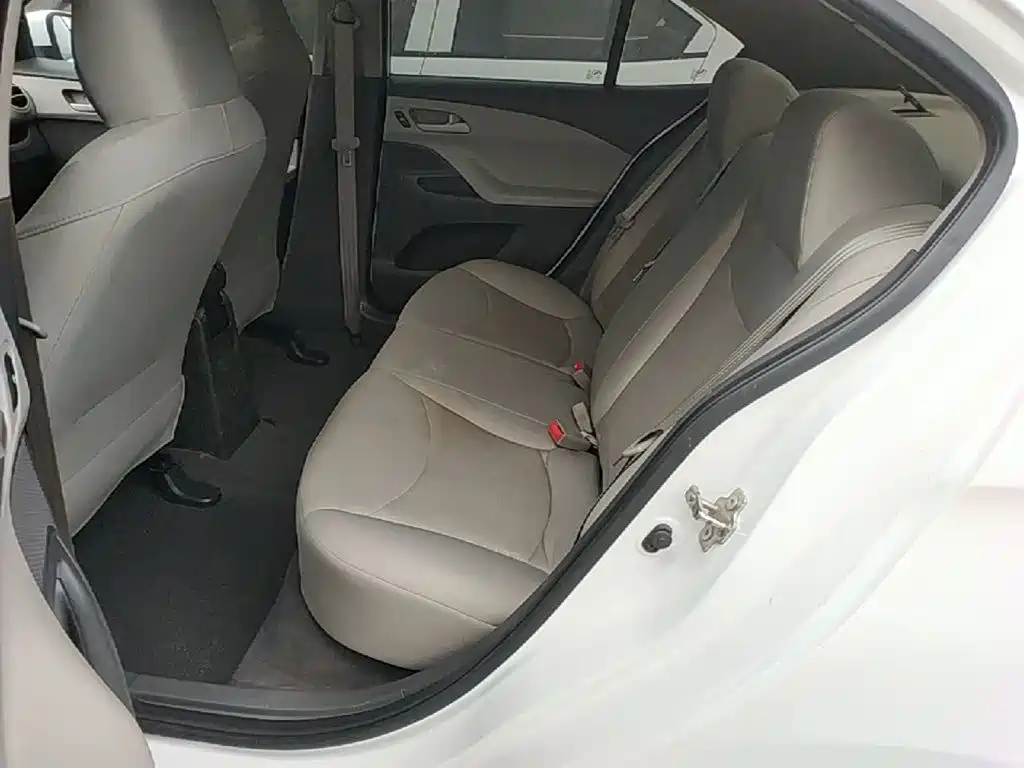 Chevrolet Sail 2016 — фото 17