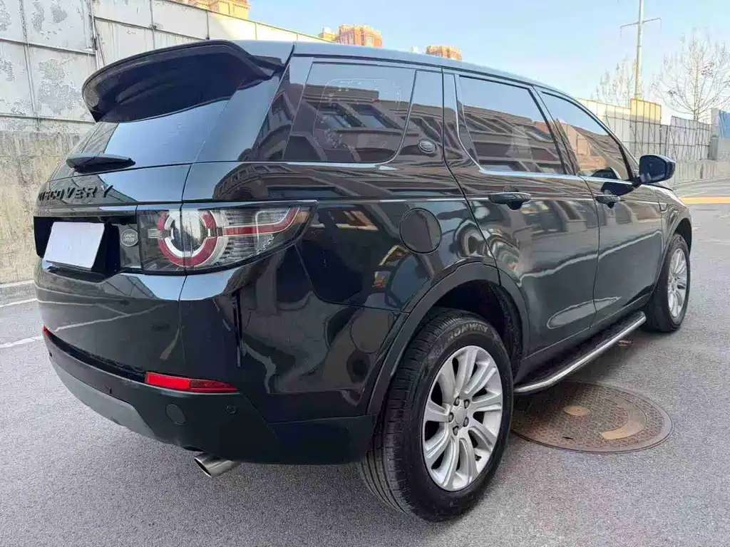 Land Rover Discovery Sport 2017 — фото 14