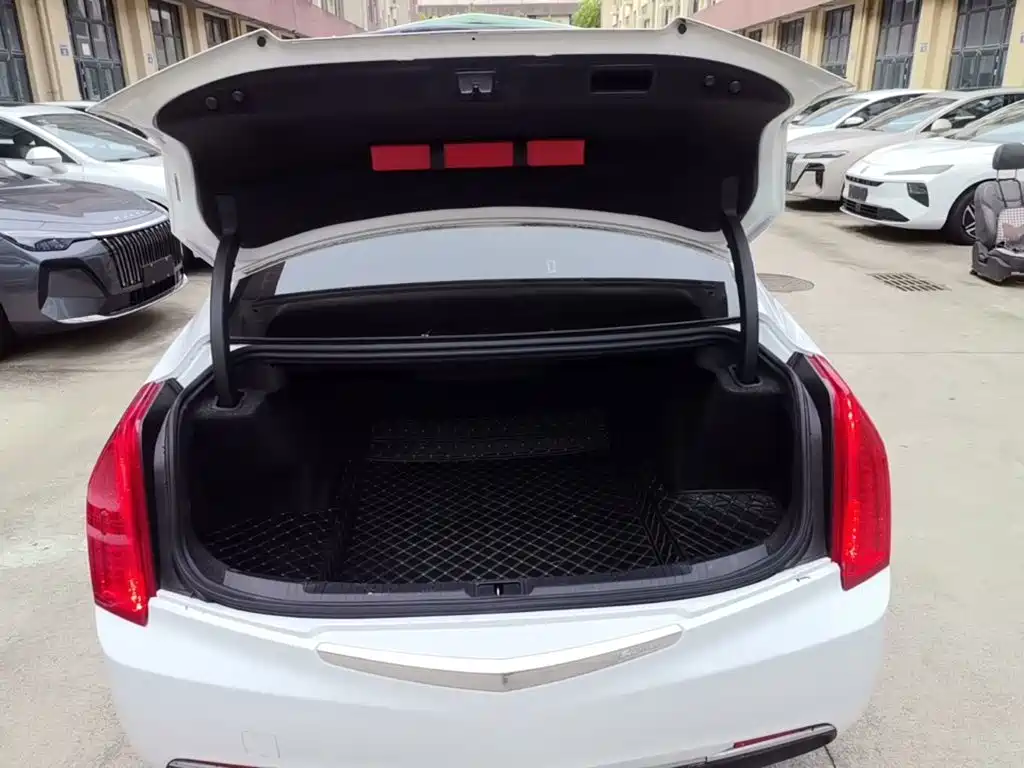Cadillac ATS-L 2018 — фото 19