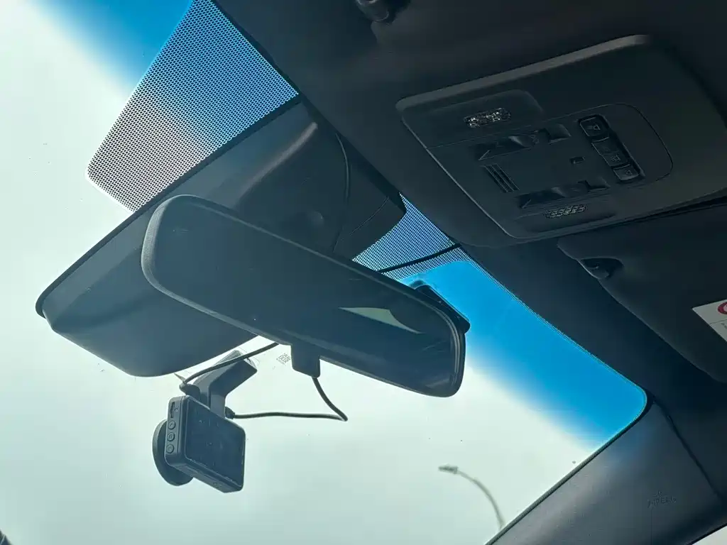 Toyota Avalon 2021 — фото 16