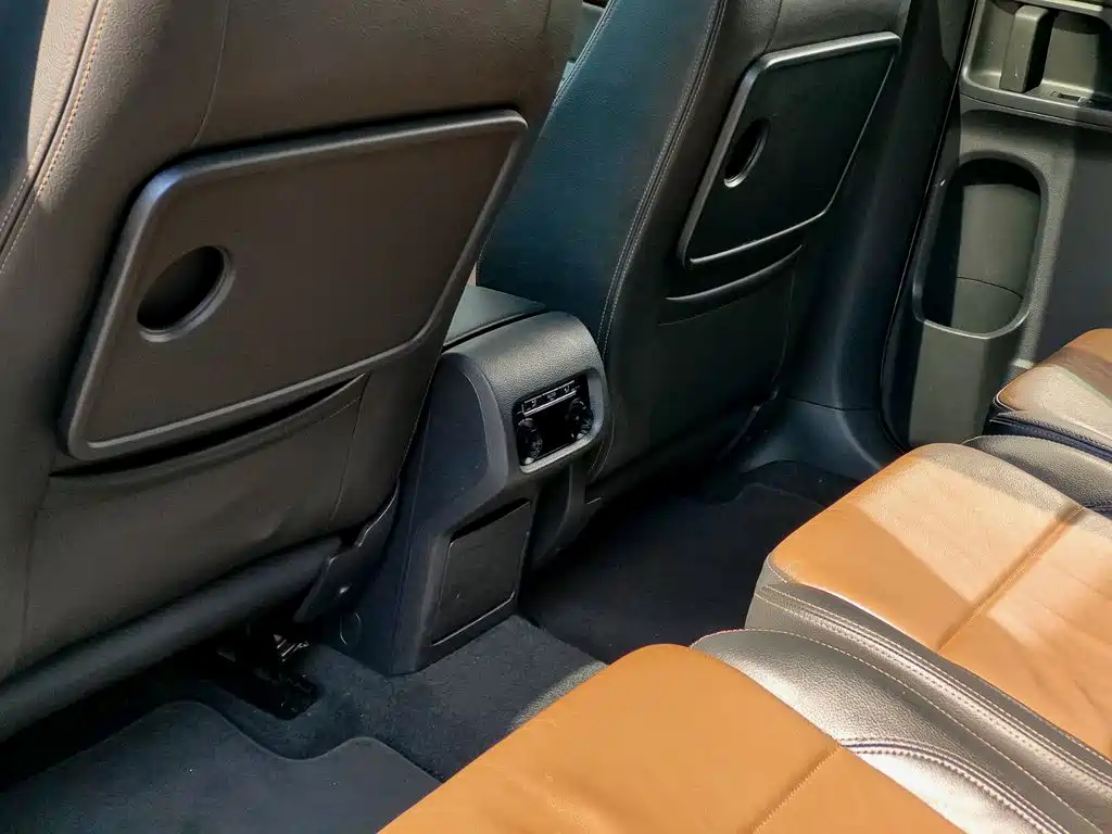 Volkswagen Sharan 2015 — фото 9
