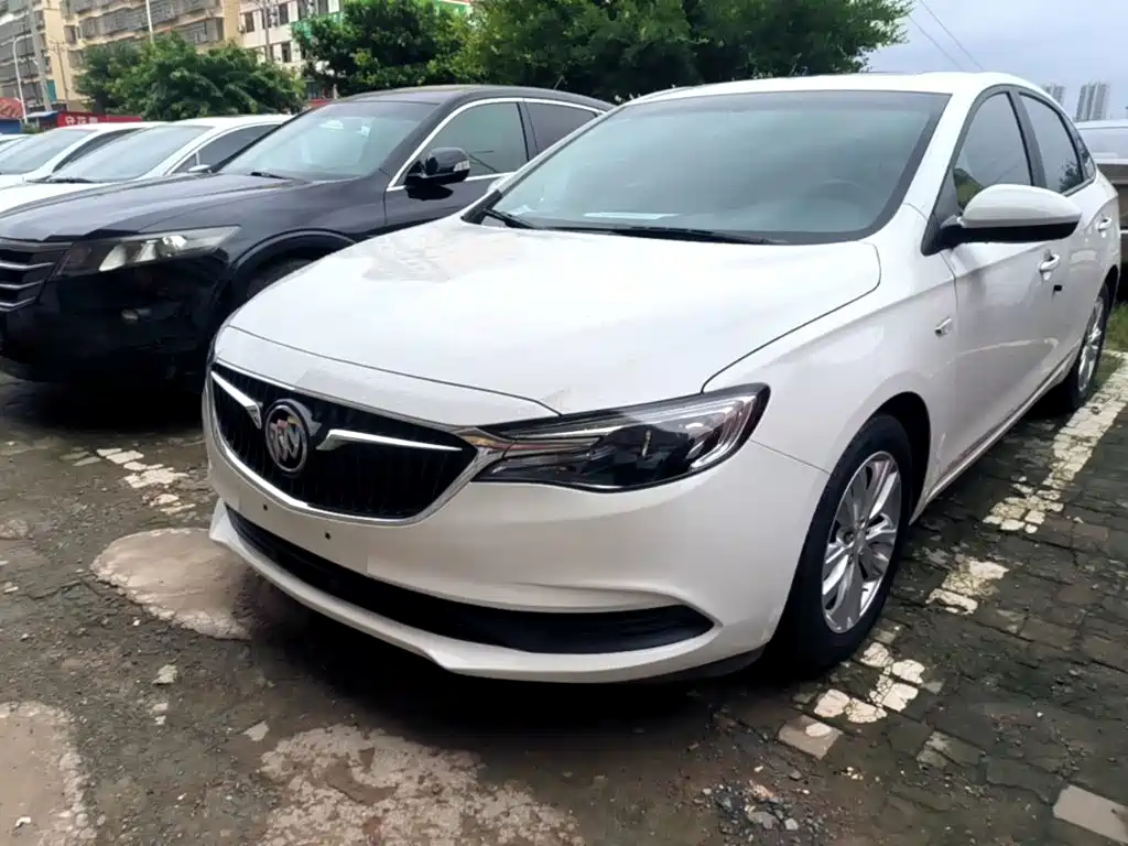 Buick Excelle 2019 — фото 2