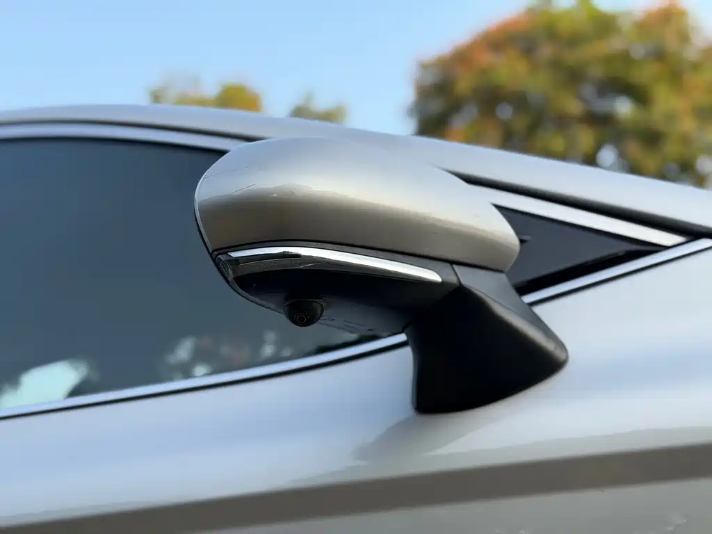 Toyota Camry 2020 — фото 17