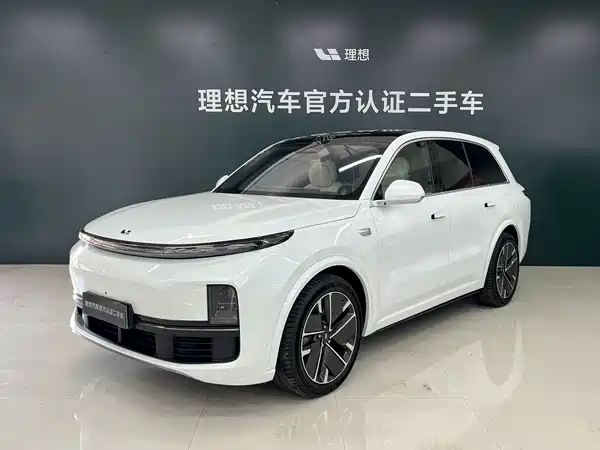 Li Auto L8 2025