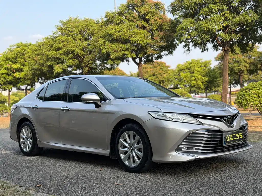 Toyota Camry 2020 — фото 3