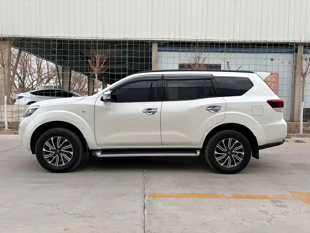 Nissan Terra 2022 — фото 9