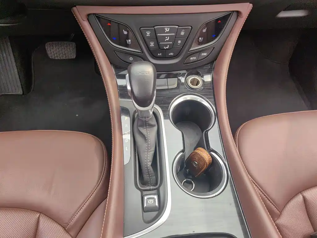 Buick Envision Plus 2021 — фото 7