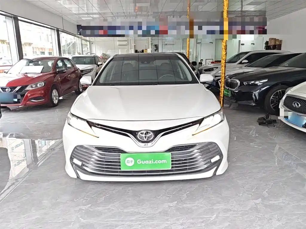 Toyota Camry 2020 — фото 3