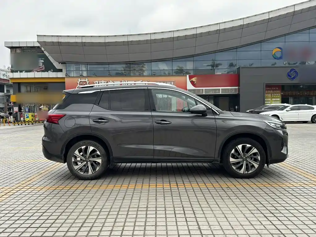 GAC Motor Trumpchi GS4 2021 — фото 24