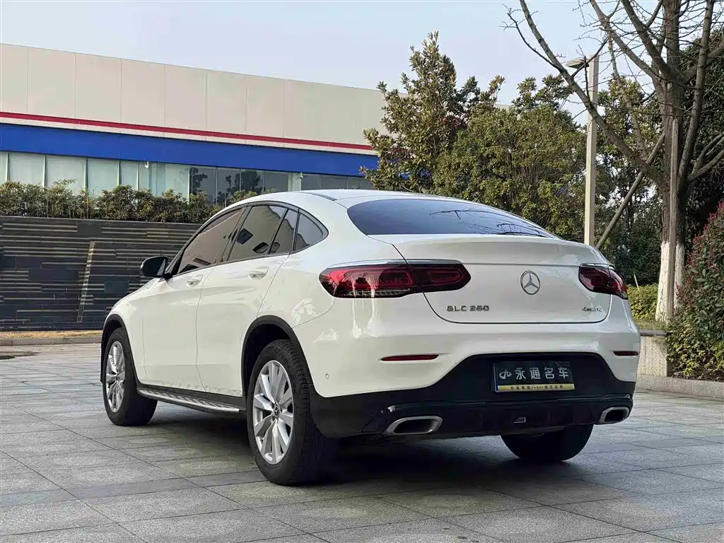 Mercedes-Benz GLC Coupe 2020 — фото 16