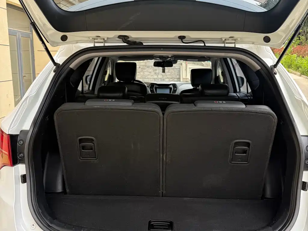 Hyundai Santa Fe 2014
