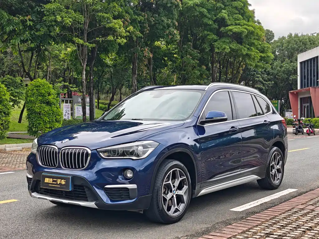BMW X1 2019 — фото 1