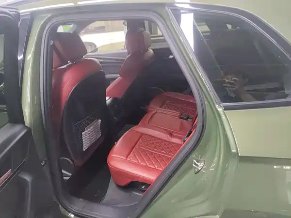 Audi SQ5 2022