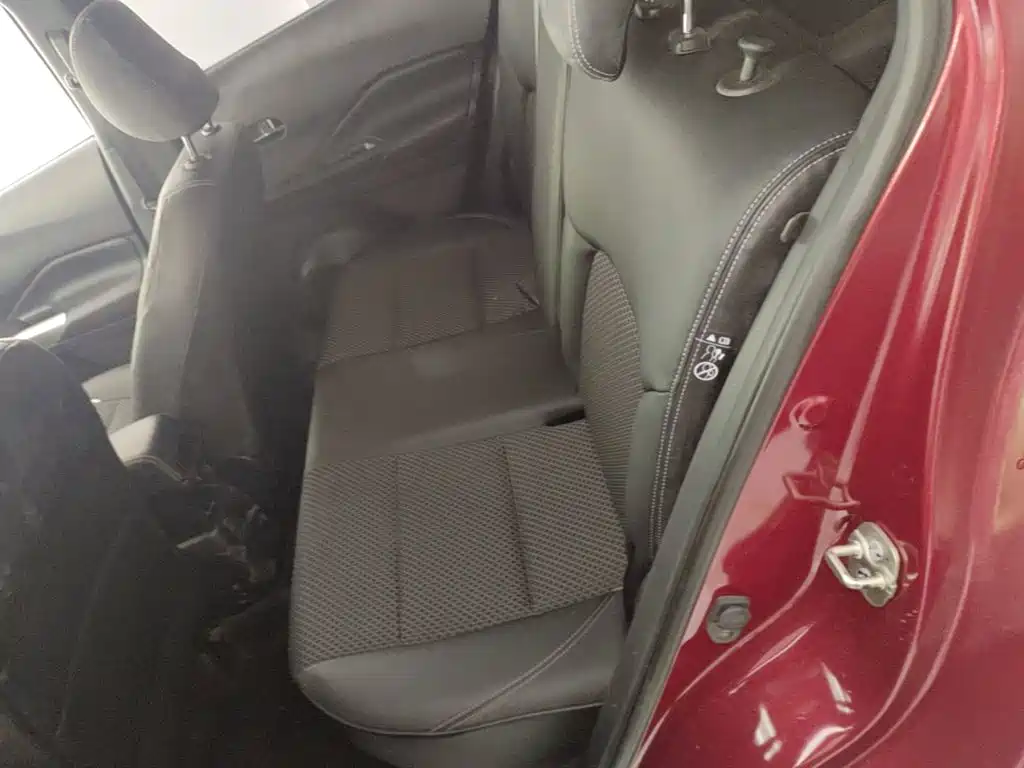 Nissan Kicks 2018 — фото 17
