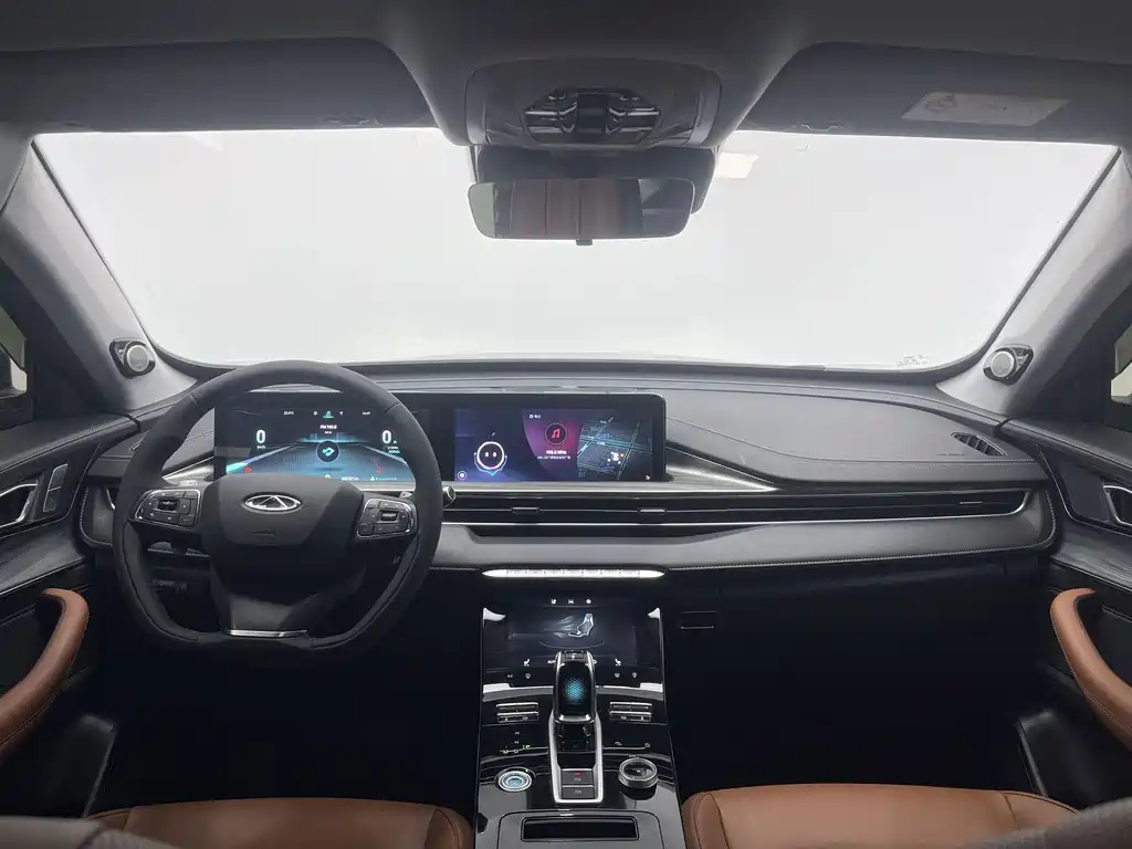Chery Tiggo 8 PLUS 2022 — фото 11