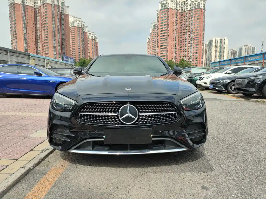 Mercedes-Benz E-Class 2021