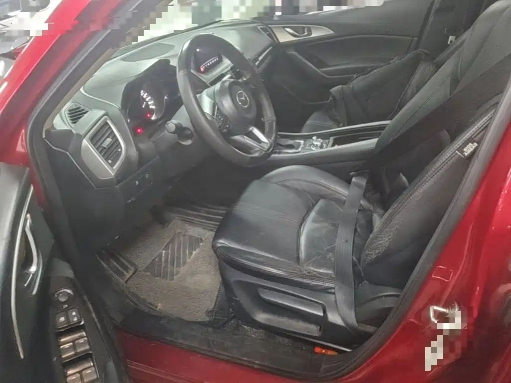 Mazda 3 Axela 2018 — фото 15
