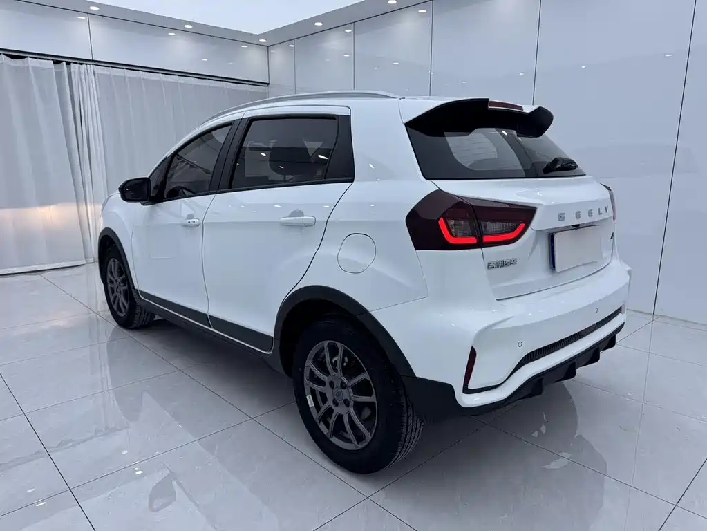 Geely Vision X3 2022