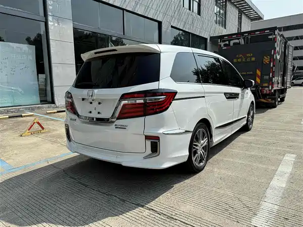 Honda Elysion 2019