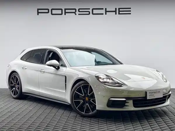 Porsche Panamera 2018