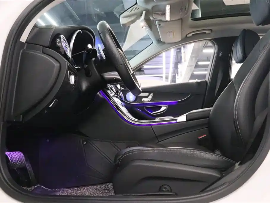Mercedes-Benz C-Class 2020 — фото 14