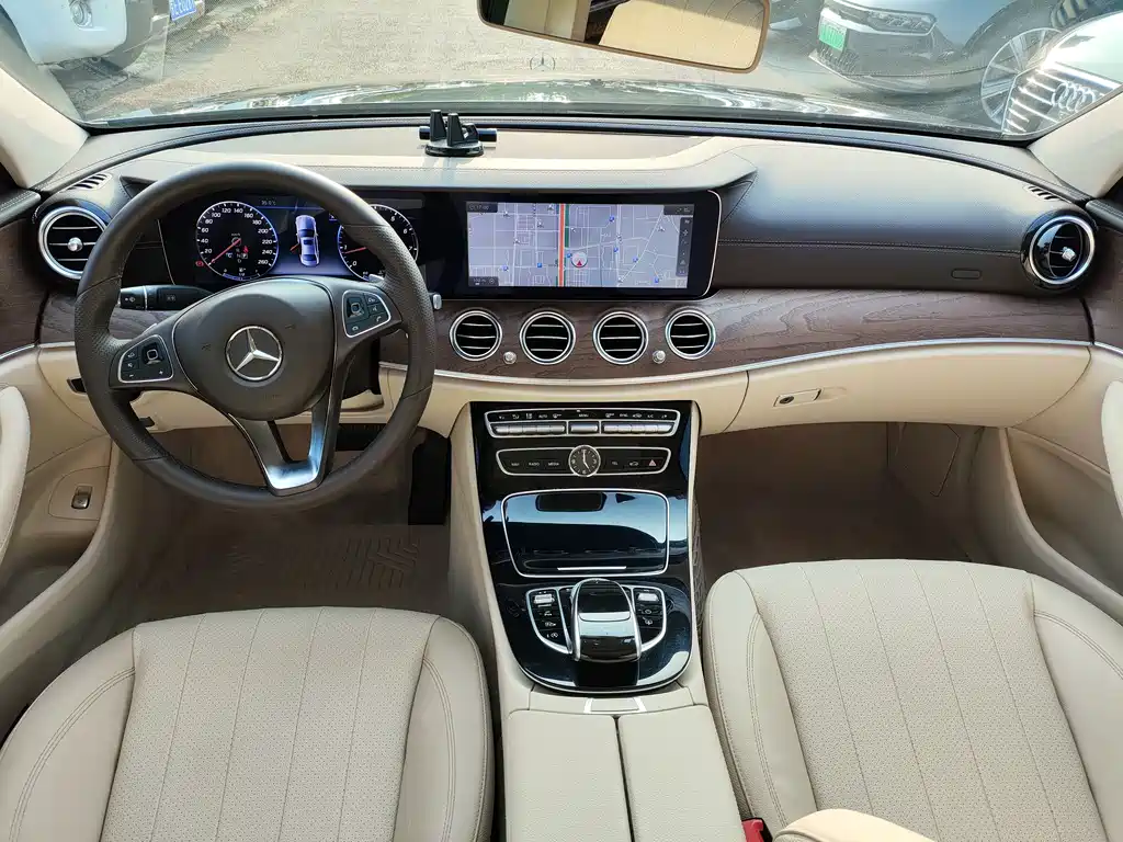 Mercedes-Benz E-Class 2017 — фото 8