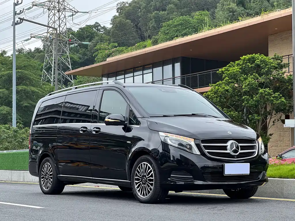 Mercedes-Benz V-Class 2018 — фото 5