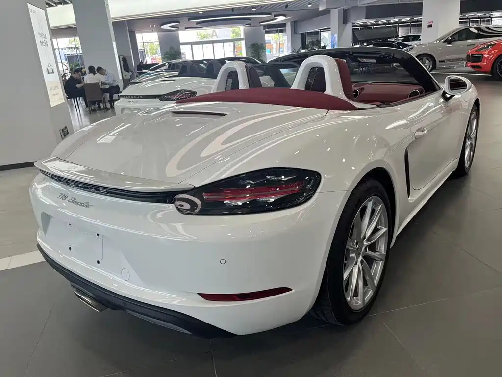 Porsche 718 2023 — фото 9