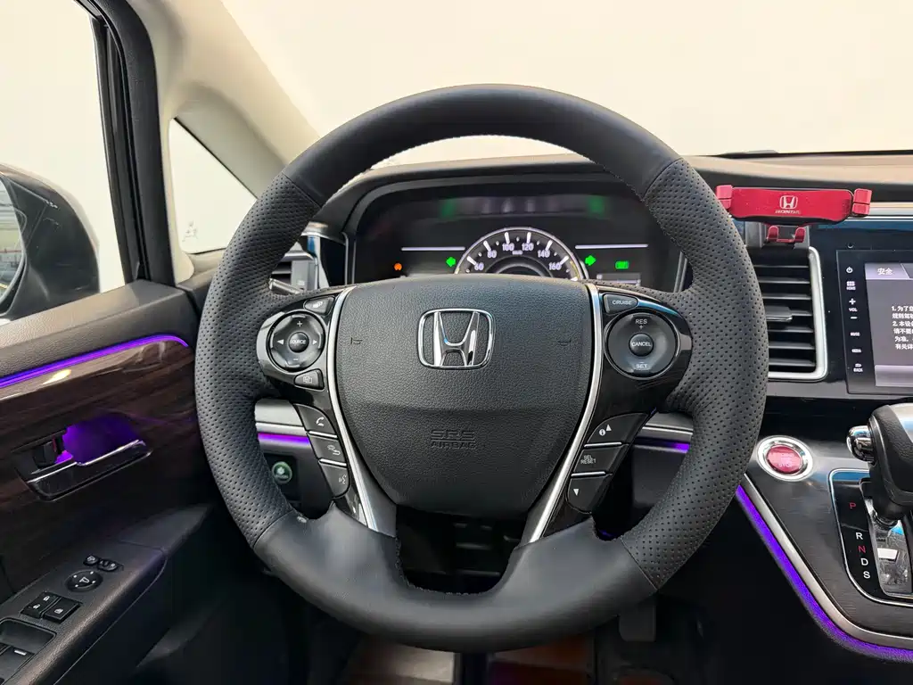 Honda Elysion 2018 — фото 12