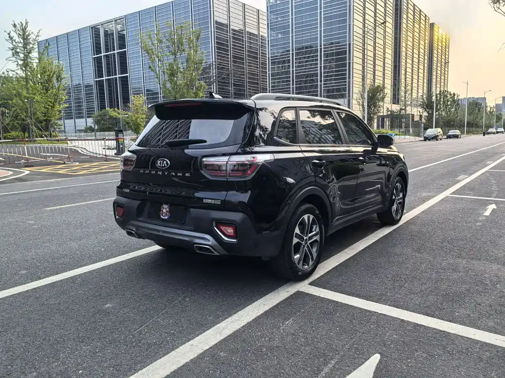 Kia Sportage 2018 — фото 4