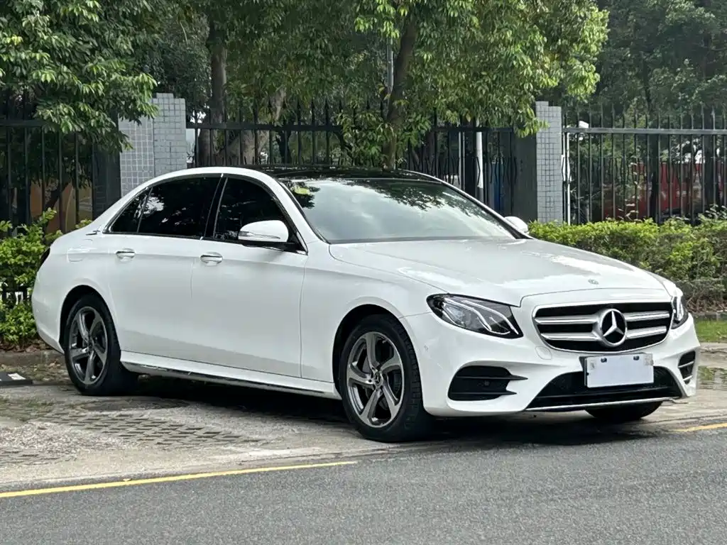 Mercedes-Benz E-Class 2019 — фото 3