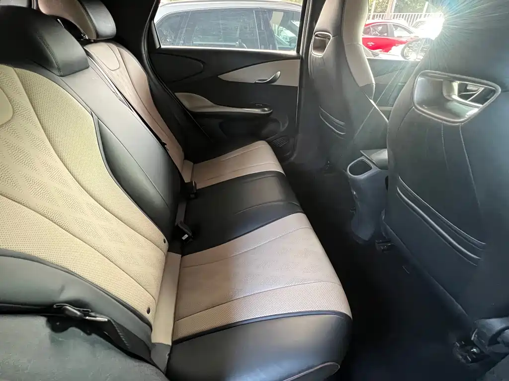 BYD Dolphin 2023 — фото 14