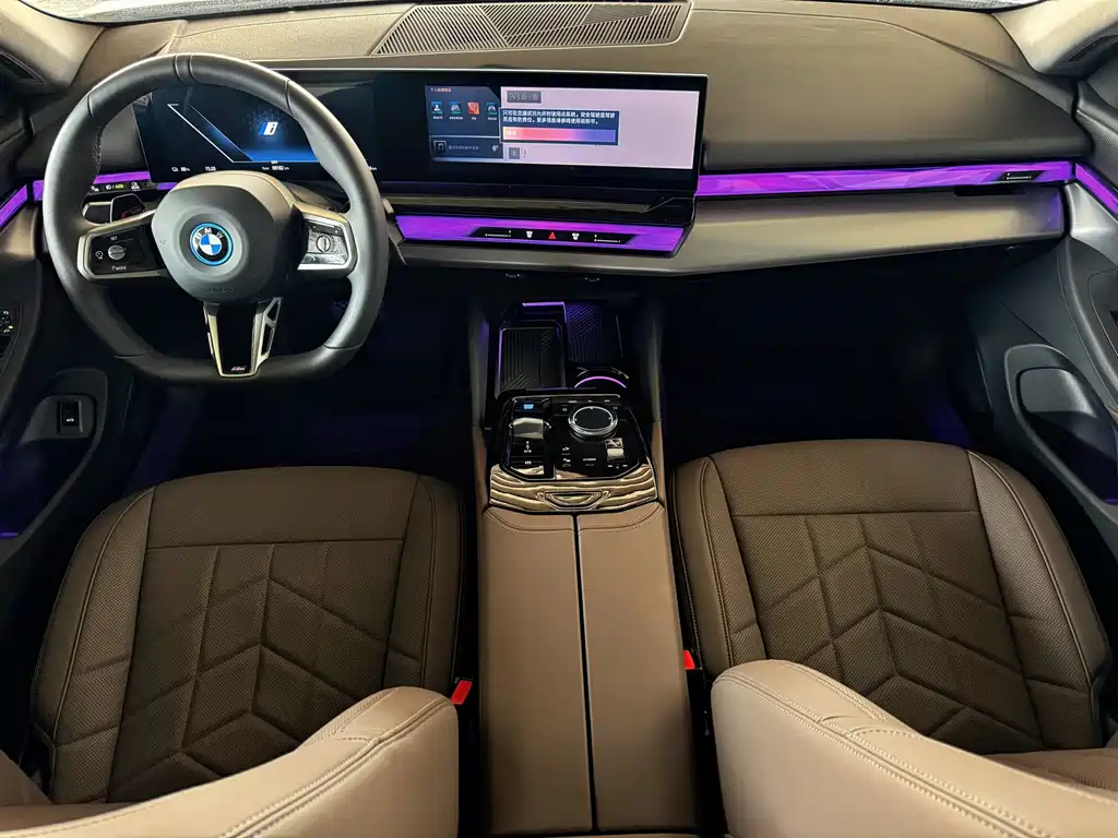 BMW i5 2024 — фото 11