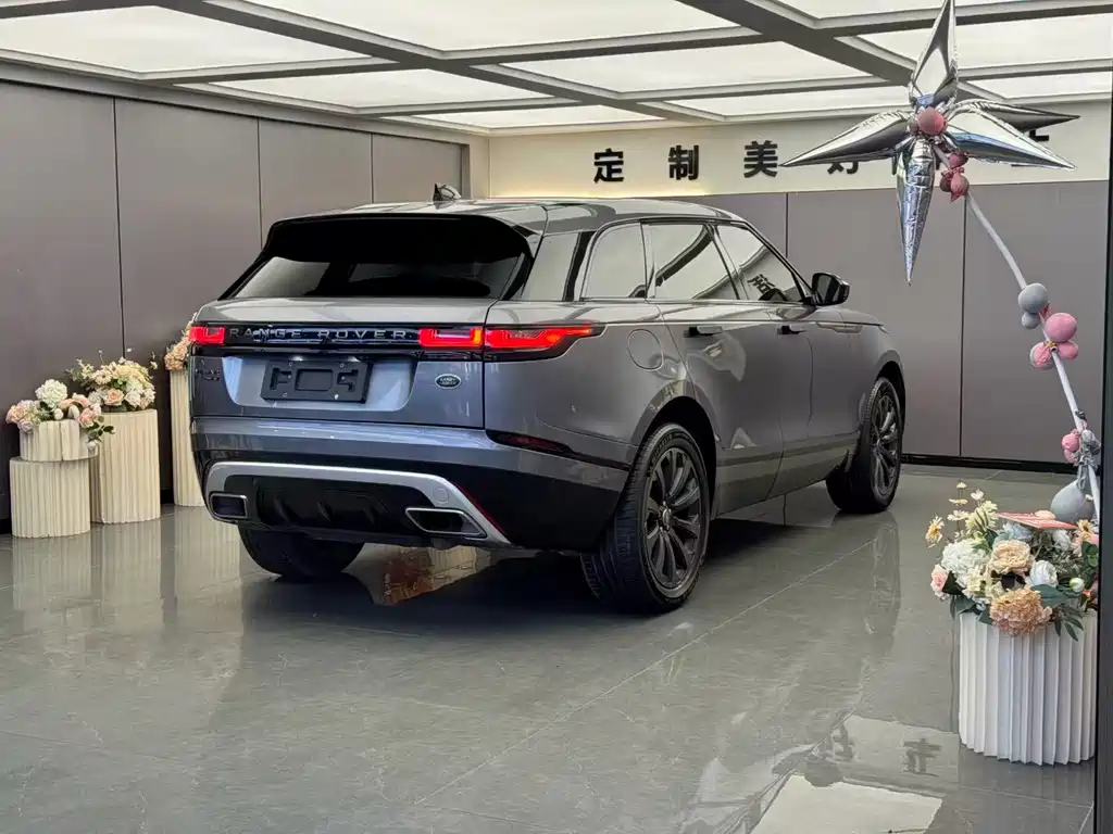 Land Rover Velar 2019 — фото 7