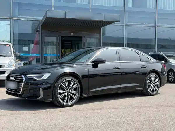 Audi A6L 2022