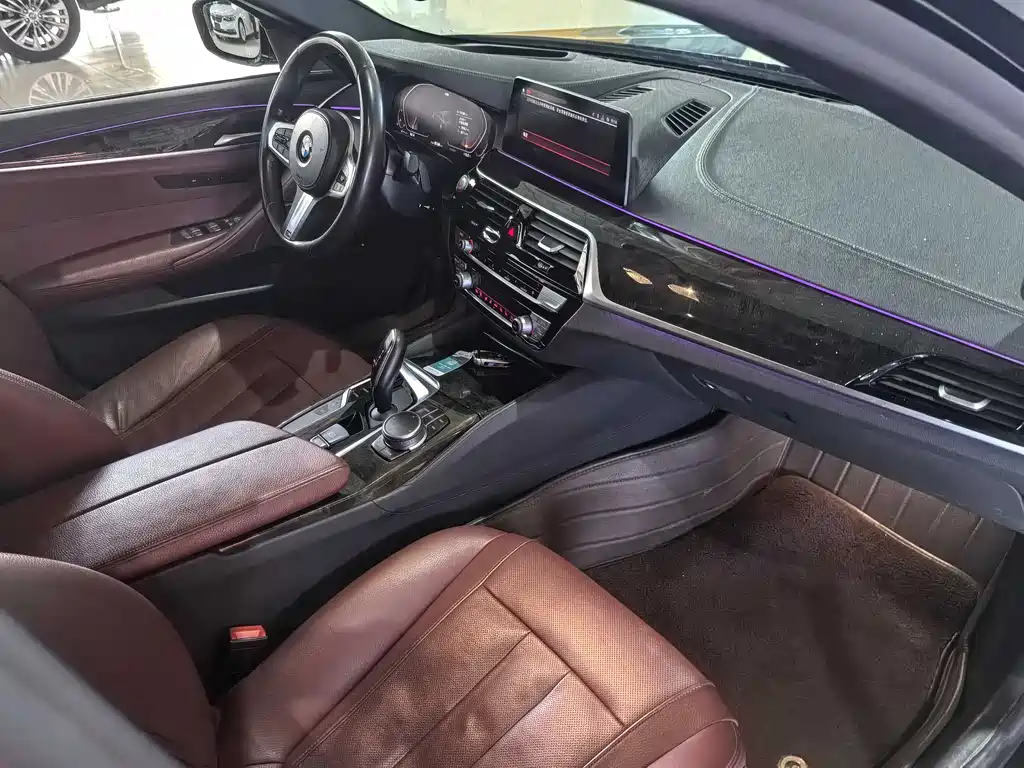 BMW 5 Series 2019
