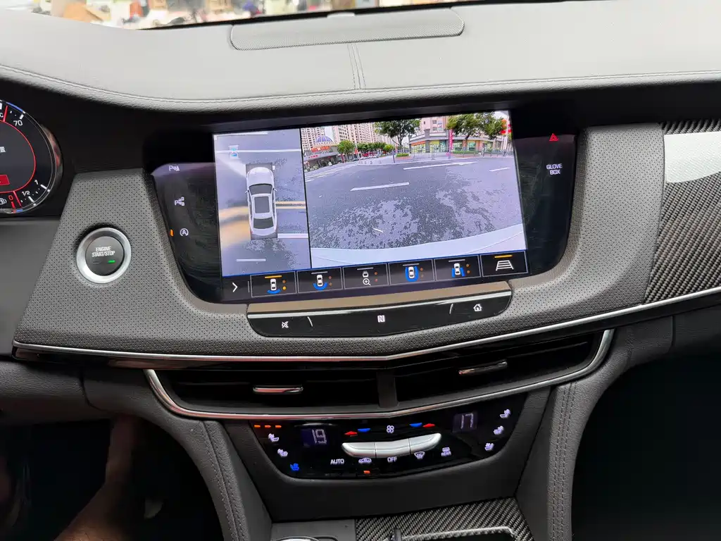 Cadillac CT6 2023 — фото 25