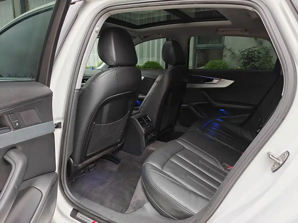 Audi A4L 2019