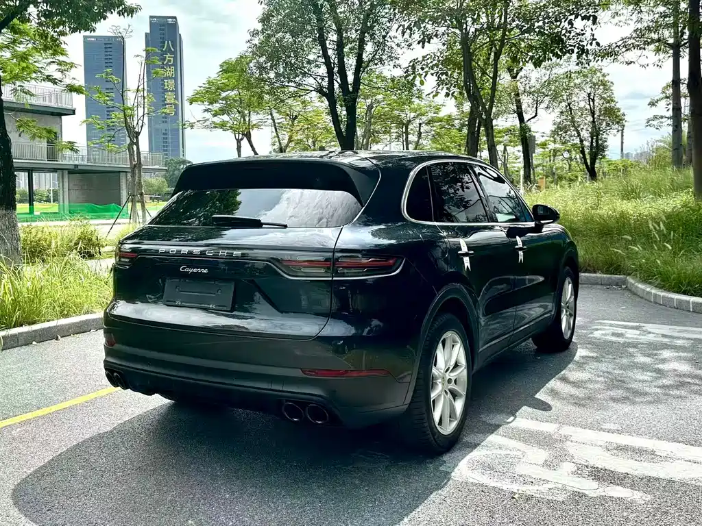 Porsche Cayenne 2018 — фото 4